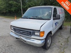 BUY FORD ECONOLINE CARGO VAN 2006 E-150, Jonesboro AR
